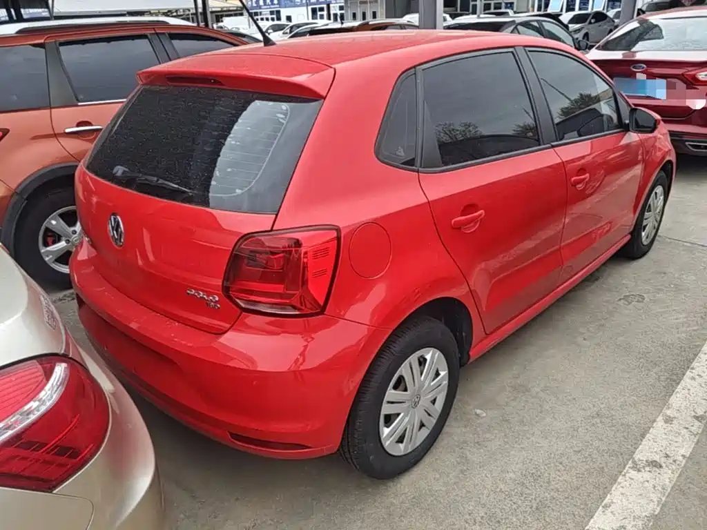 Volkswagen Polo — миниатюра 7