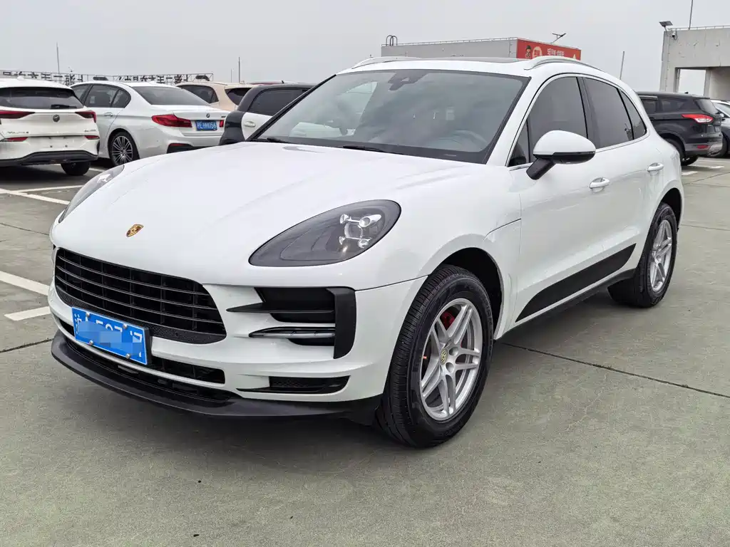 Купить Porsche Macan