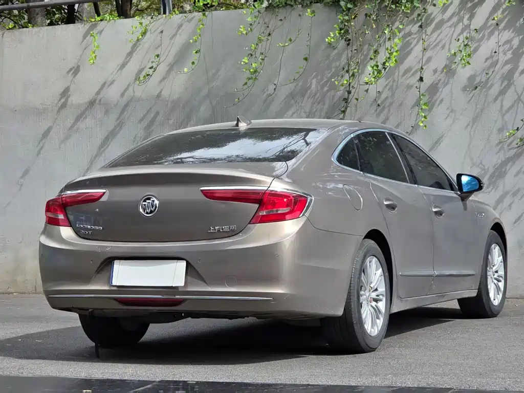 Buick LaCrosse — миниатюра 7