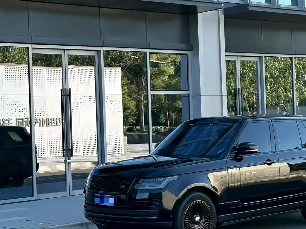 Land Rover Range Rover — миниатюра 7
