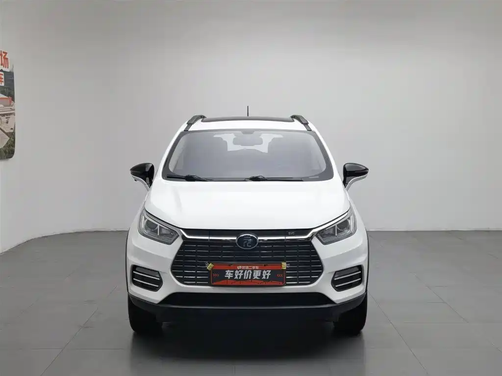 BYD Yuan 2018 EV360