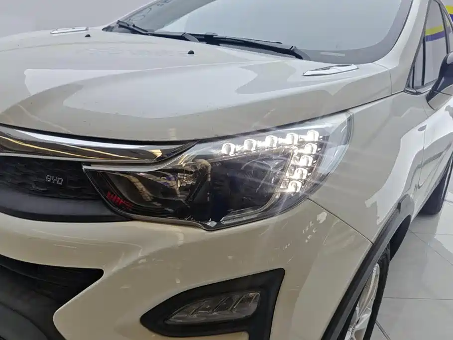 BYD Yuan — миниатюра 5