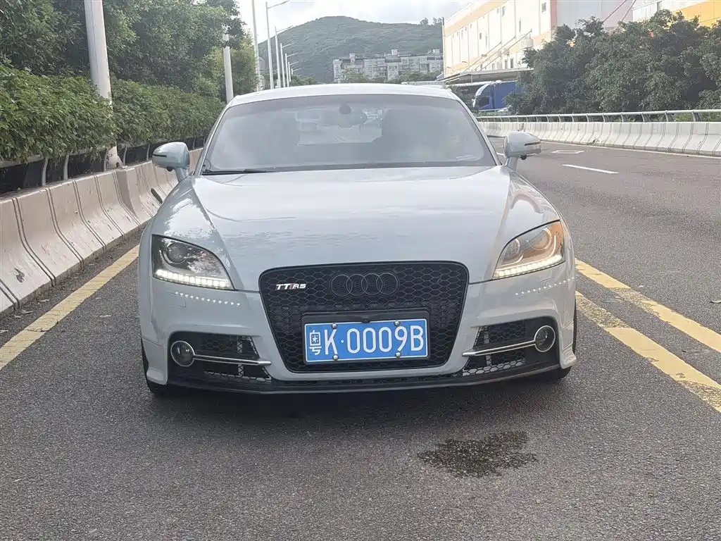 Audi TT 2010 TT 2.0TFSI