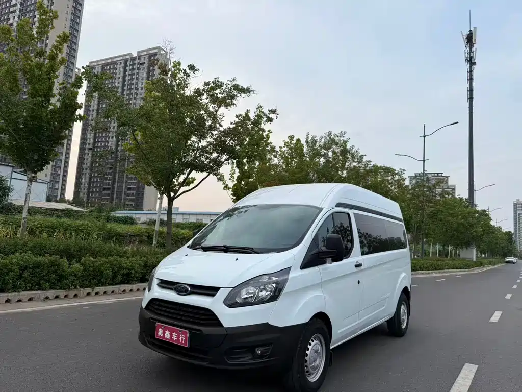 Ford Transit — миниатюра 3