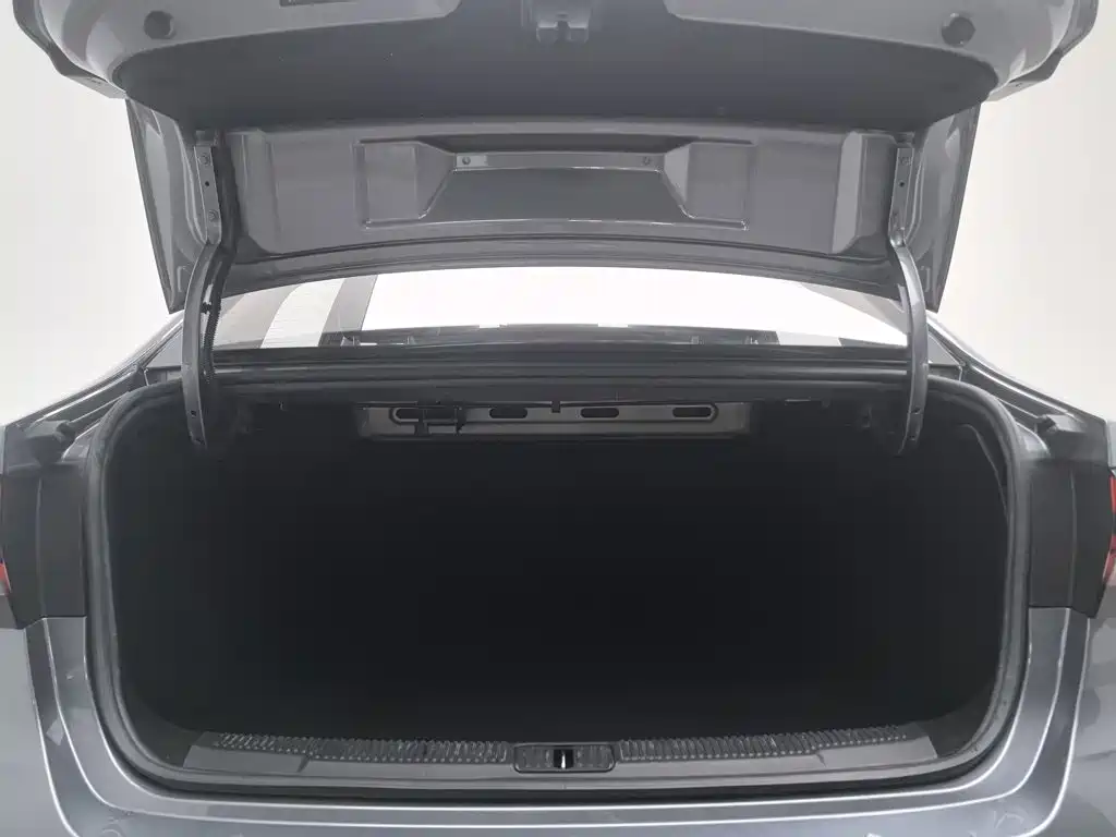 Roewe i5 — миниатюра 16