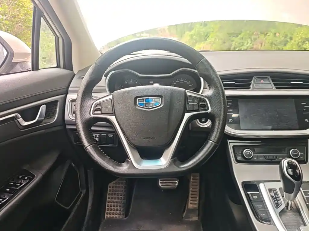 Geely Emgrand GS — миниатюра 11