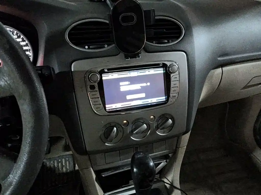 Ford Focus — миниатюра 14