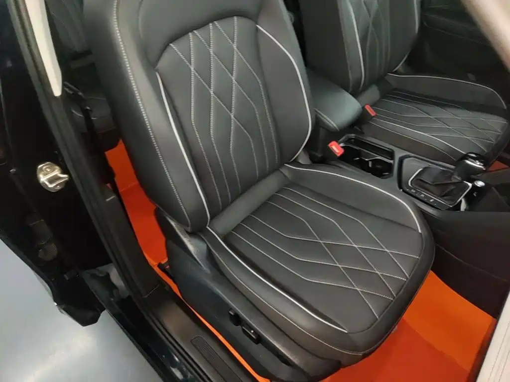 Volkswagen Tiguan L — миниатюра 25