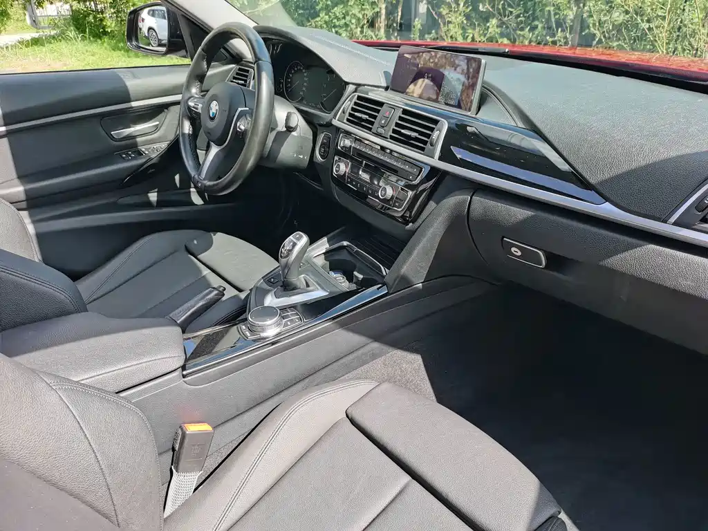 BMW 3 Series — миниатюра 17
