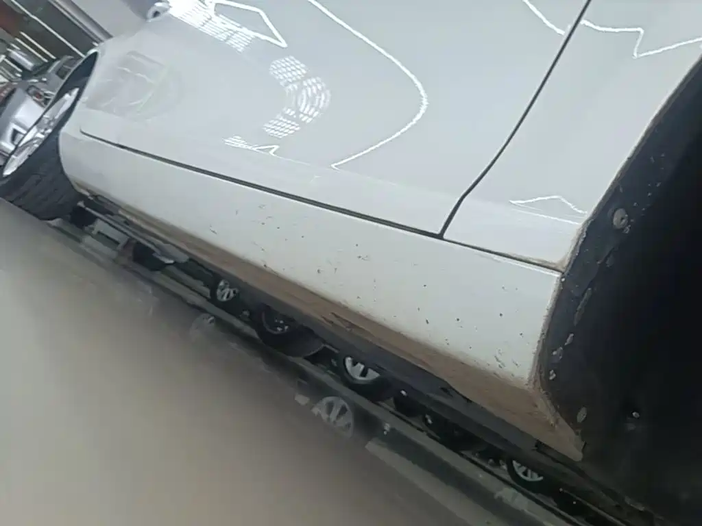Volvo V40 — миниатюра 21