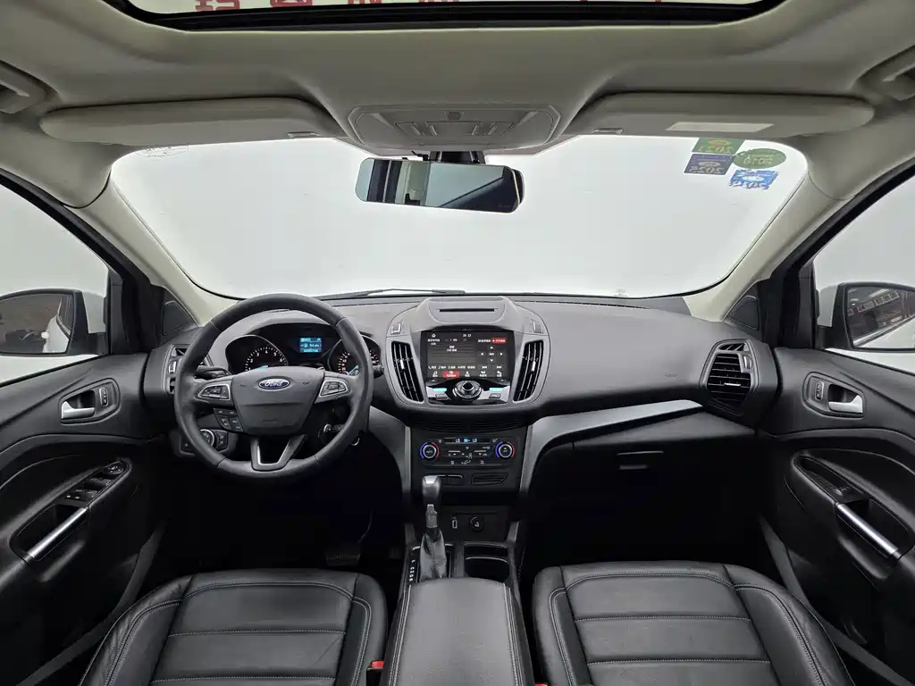 Ford Kuga — миниатюра 13