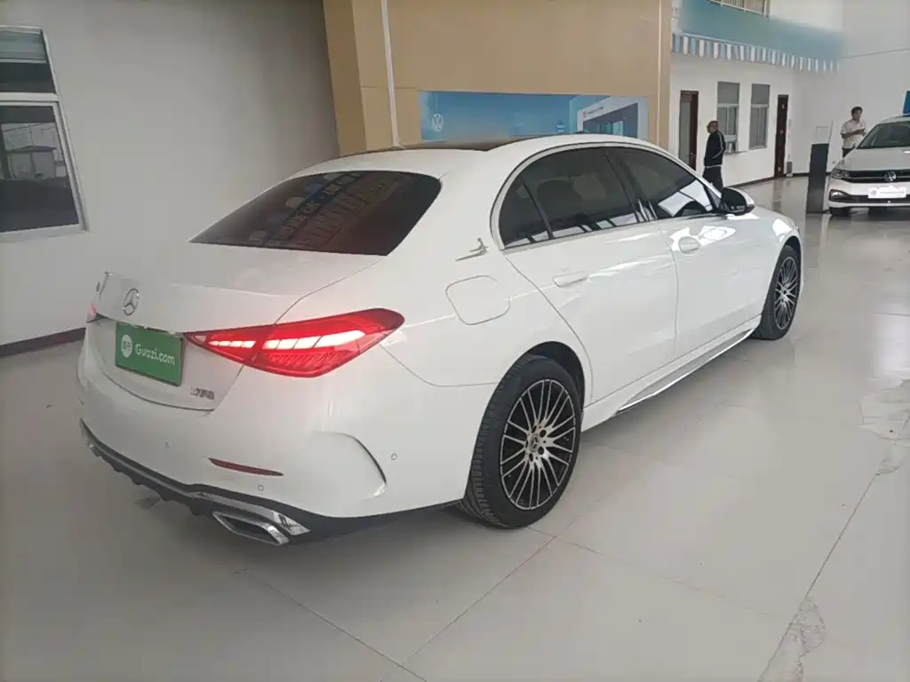 Mercedes-Benz C-Class — миниатюра 7
