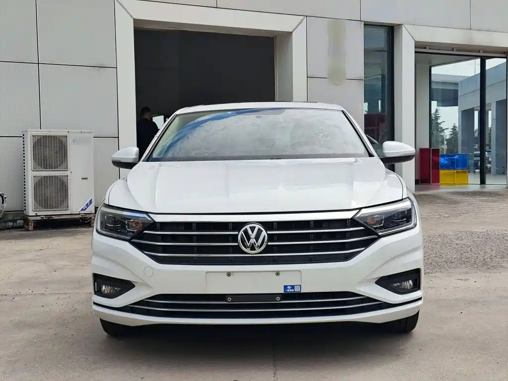 Volkswagen Sagitar — миниатюра 3