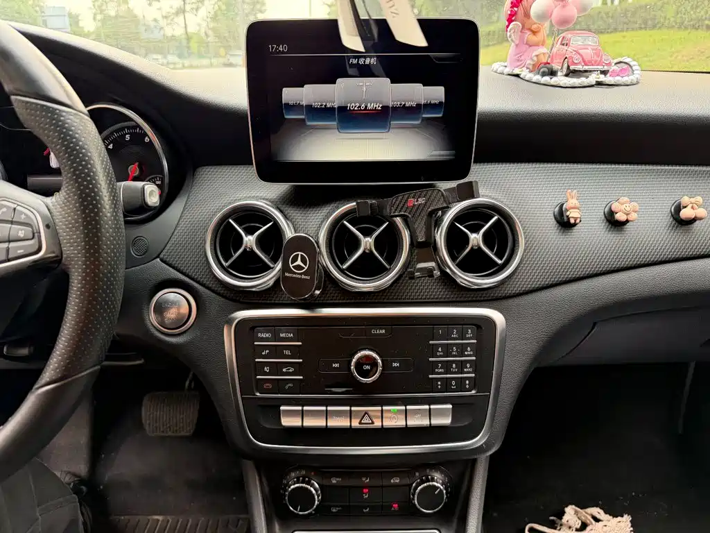 Mercedes-Benz GLA — миниатюра 9
