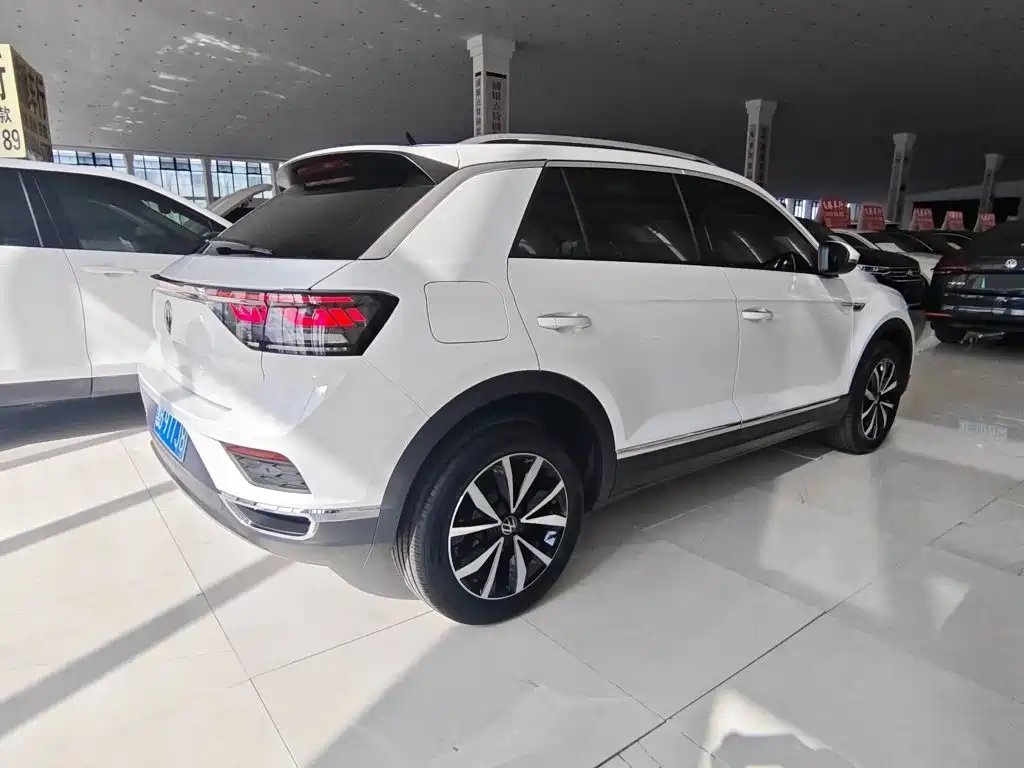 Volkswagen T-Roc — миниатюра 5