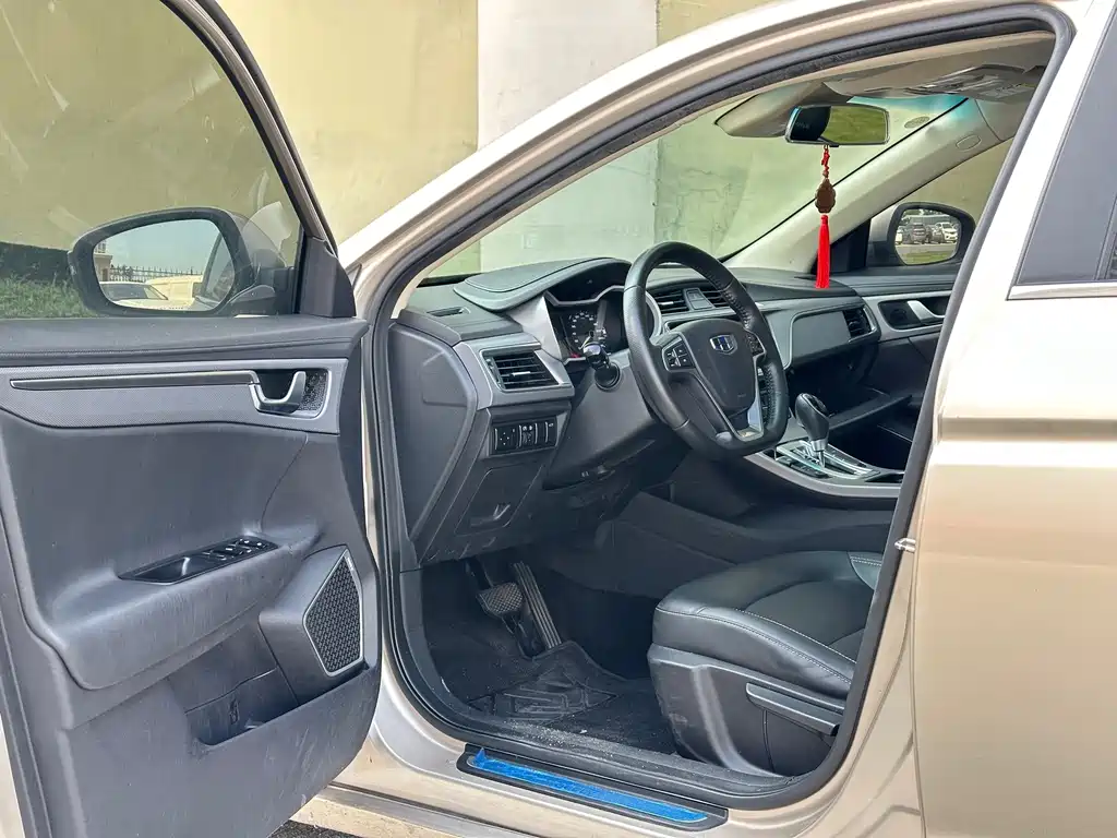 Geely Emgrand GL — миниатюра 3