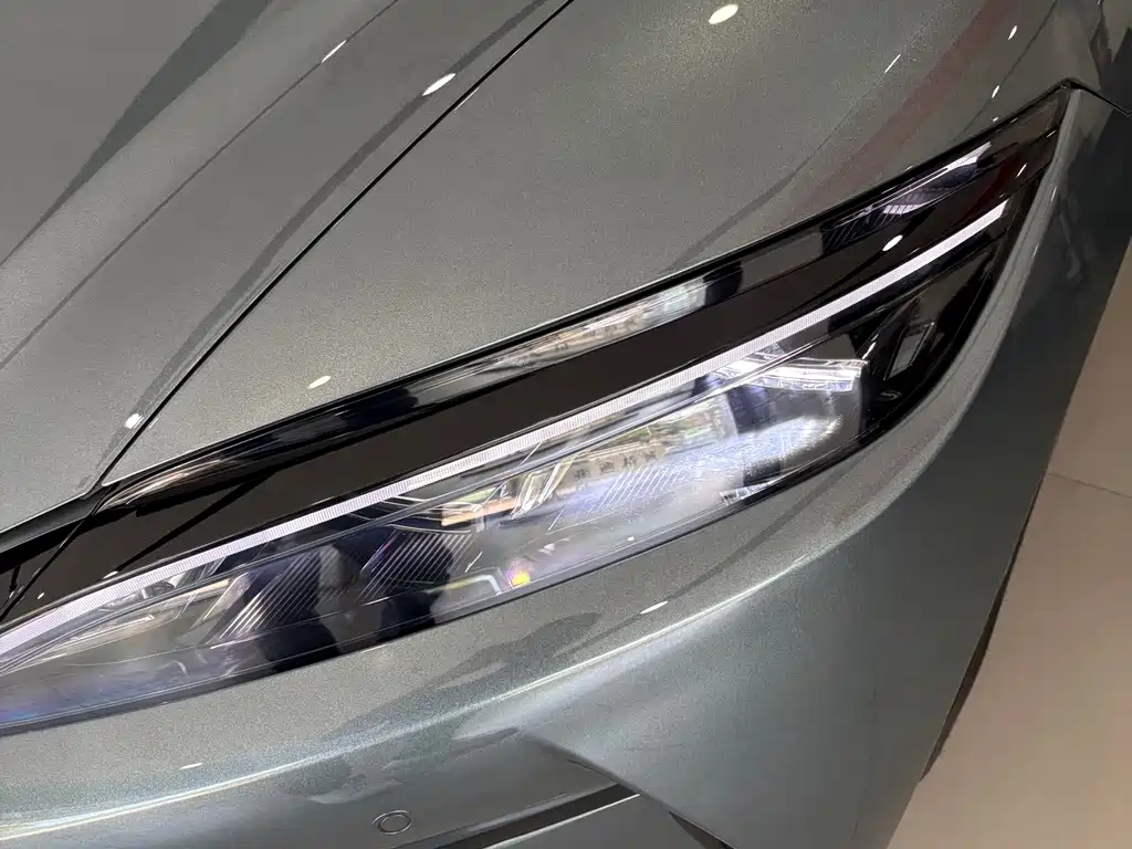 BYD Han L — миниатюра 4
