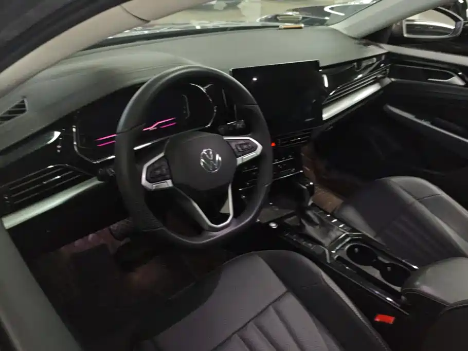 Volkswagen Passat — миниатюра 12