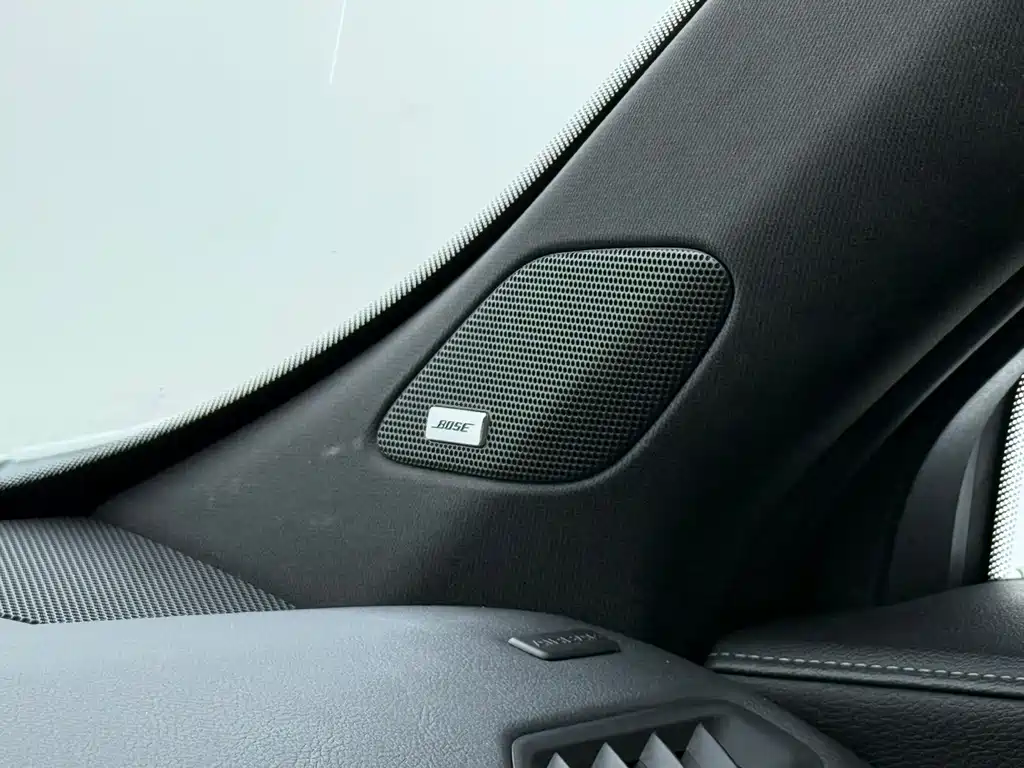 Cadillac XT4 — миниатюра 12