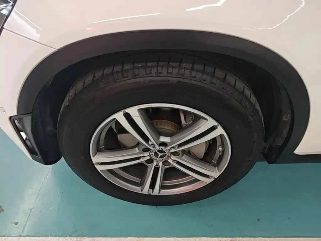 Mercedes-Benz GLC — миниатюра 23
