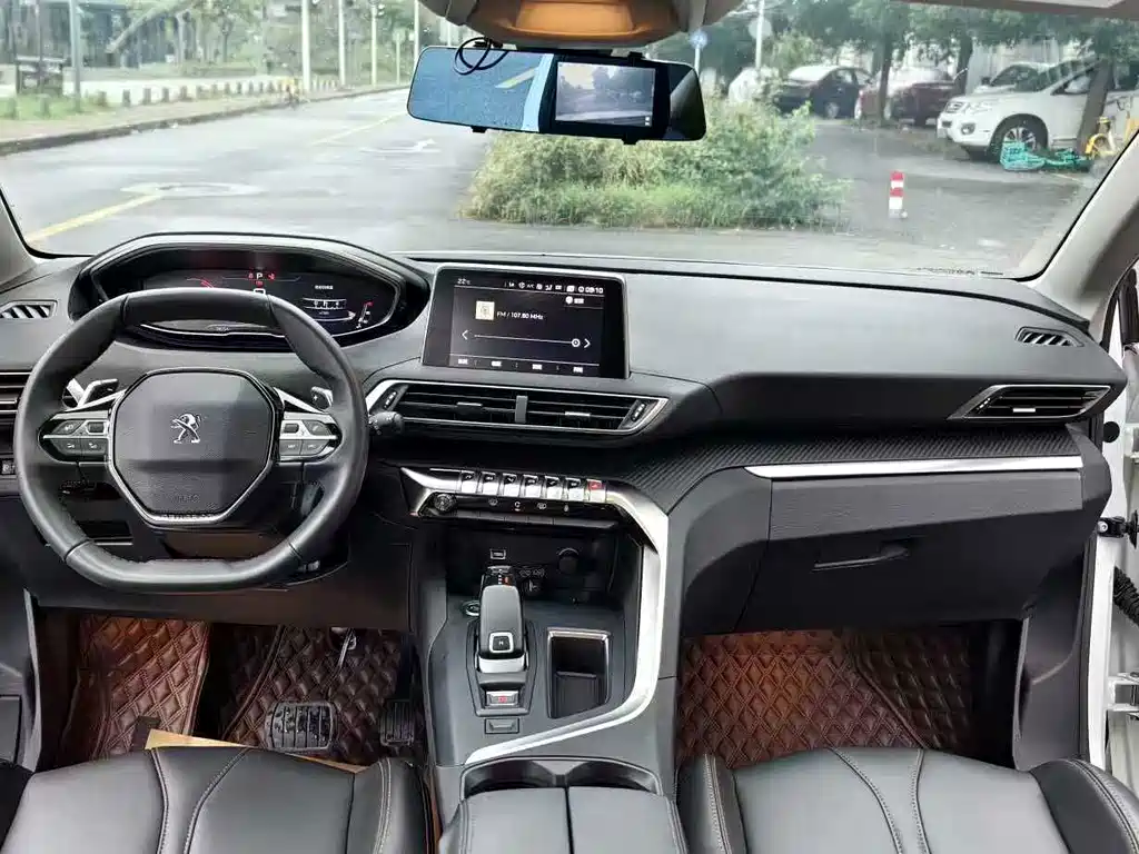 Peugeot 4008 — миниатюра 12