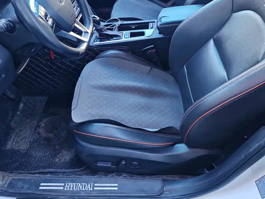 Hyundai Sonata — миниатюра 9