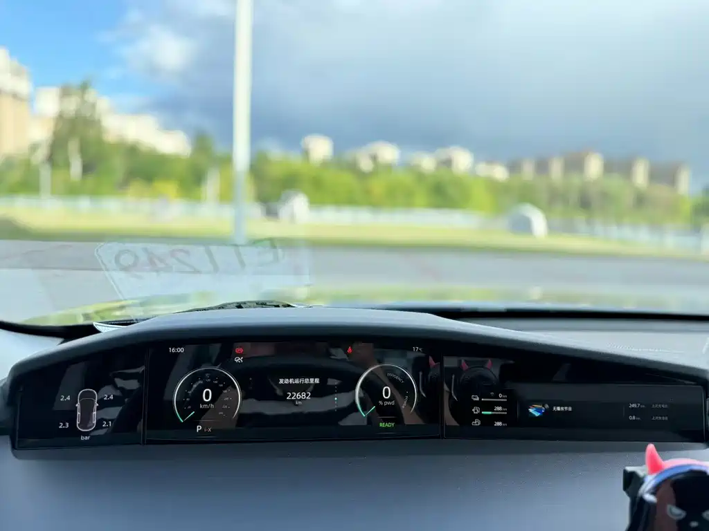 Changan UNI-K iDD — миниатюра 14