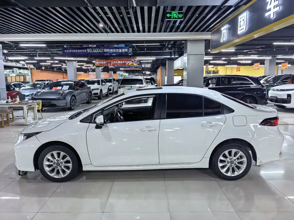 Toyota Corolla — миниатюра 3