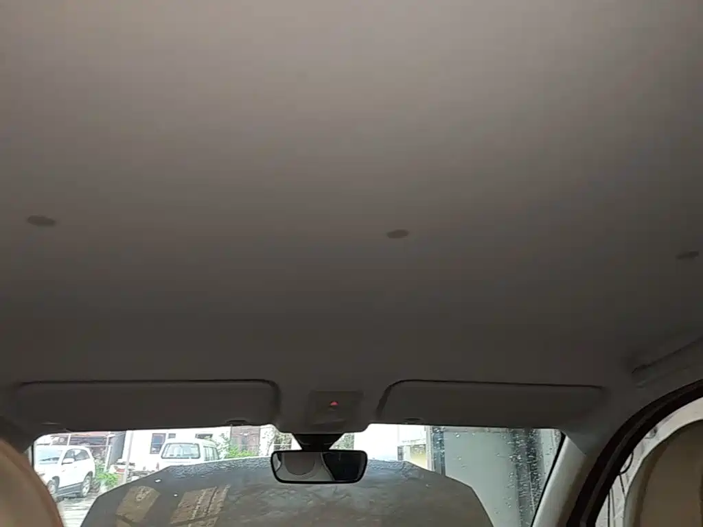 Wuling MINIEV — миниатюра 18