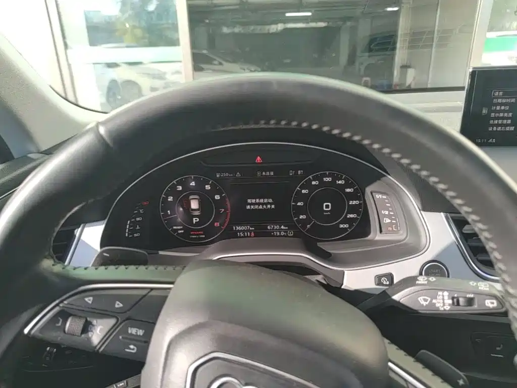 Audi Q7 — миниатюра 15