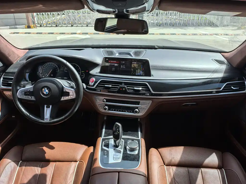 BMW 7 Series 7 2018 740Li xDrive Premium M Sport