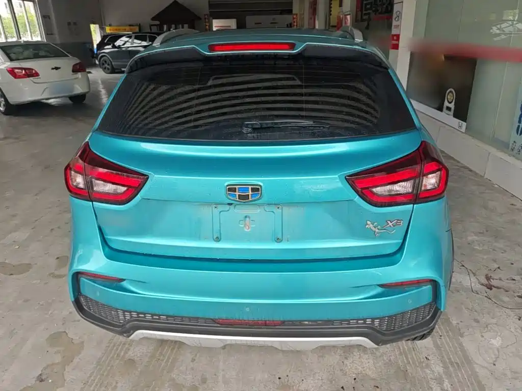 Geely Vision X3 — миниатюра 6