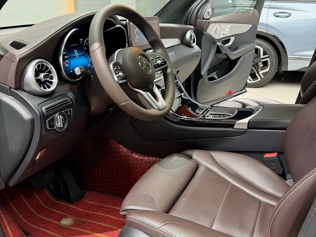Mercedes-Benz GLC — миниатюра 7