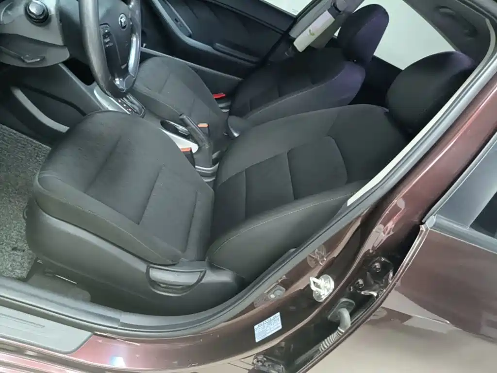 Kia K3 — миниатюра 15