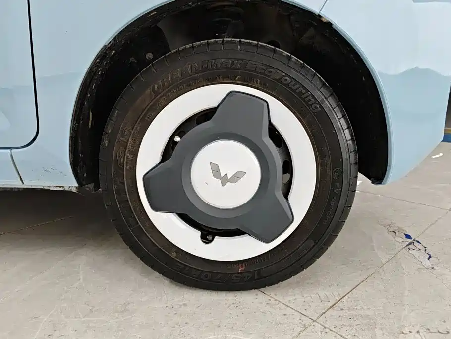 Wuling MINIEV — миниатюра 6