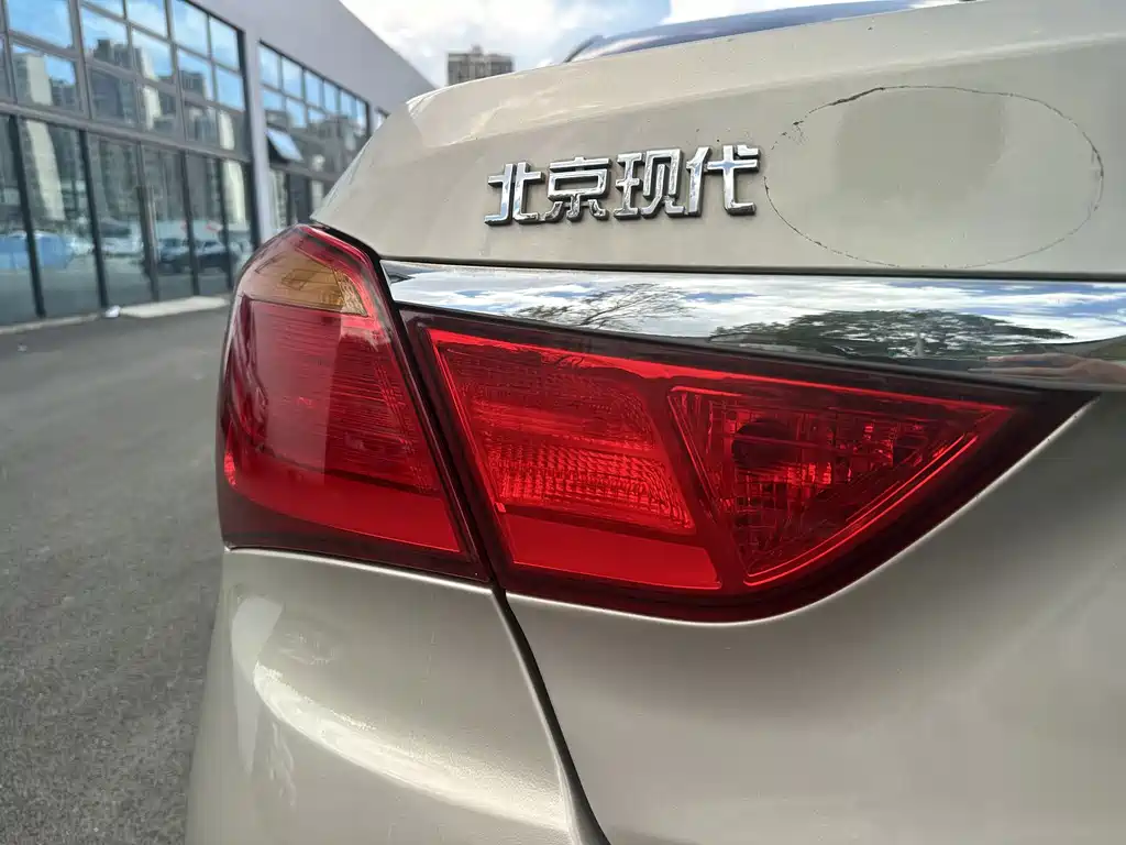 Hyundai Mistra — миниатюра 14
