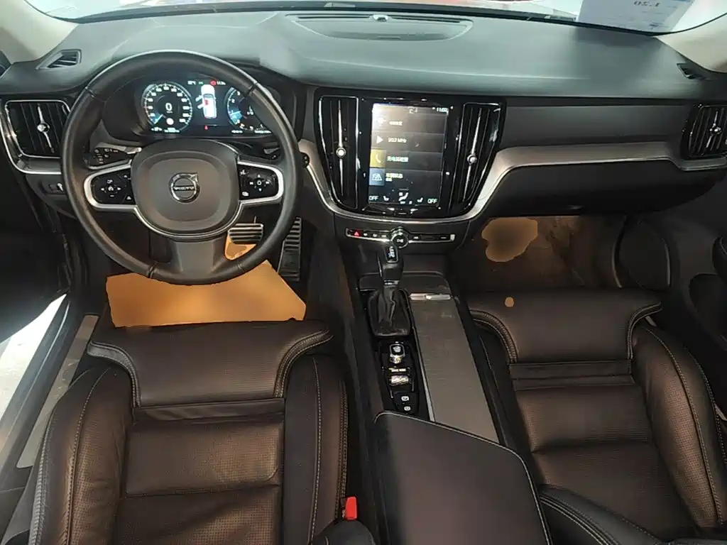 Volvo V60 — миниатюра 10
