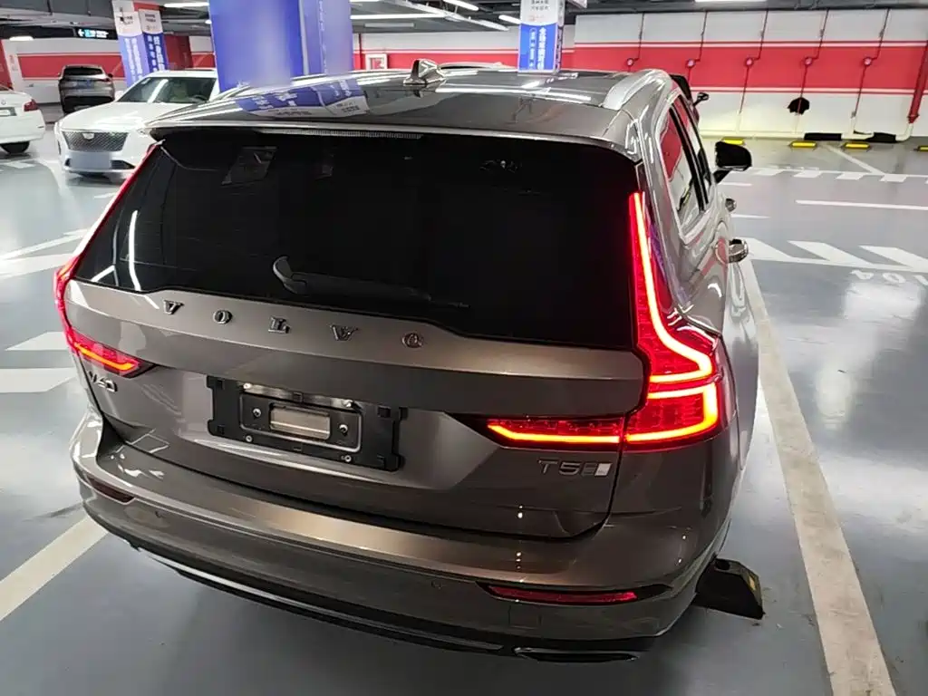 Volvo V60 — миниатюра 6