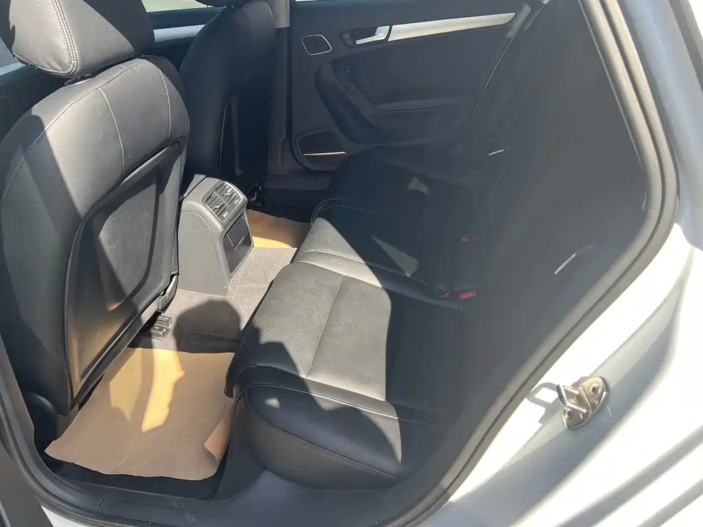Audi A4L — миниатюра 9
