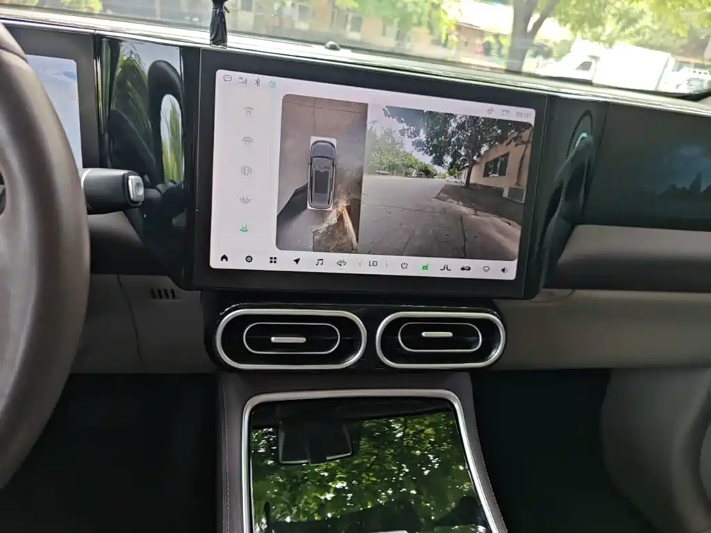 Leapmotor Leapmotor C11 — миниатюра 13