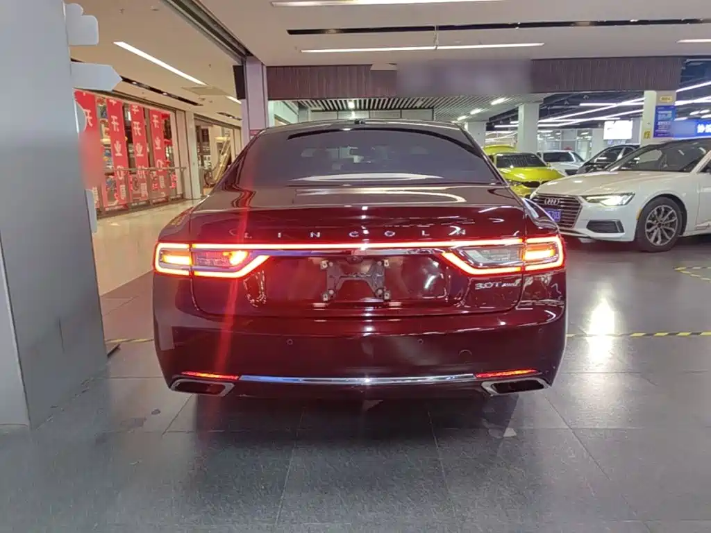 Lincoln Continental — миниатюра 6