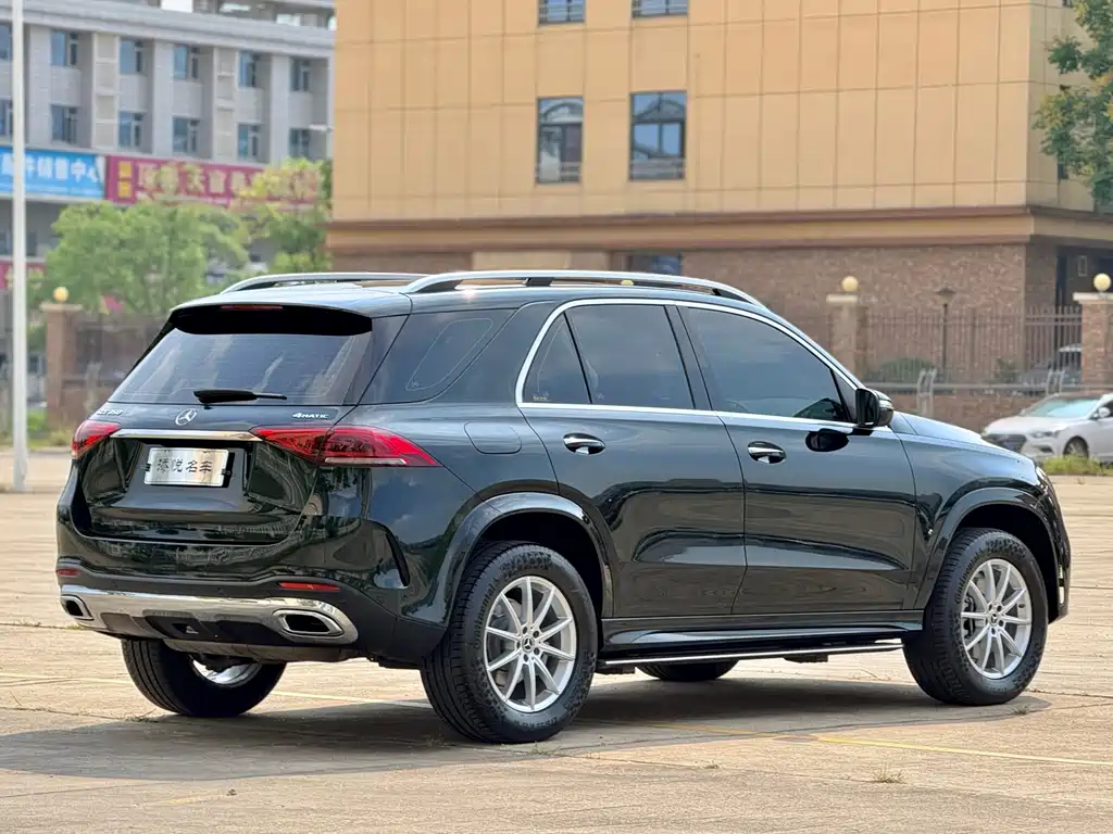 Mercedes-Benz GLE (Import) — миниатюра 7