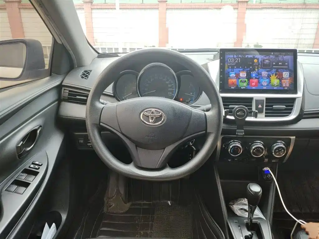 TOYOTA VIOS