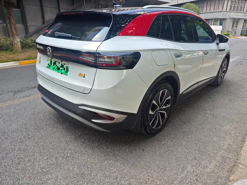 Volkswagen ID.4 X — миниатюра 4