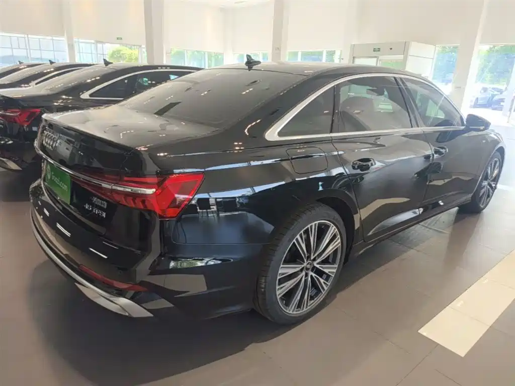 Audi A6L 2026 45 TFSI
