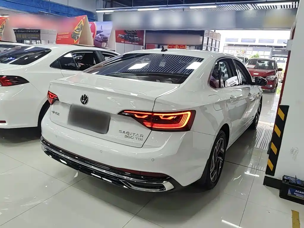 Volkswagen Sagitar — миниатюра 7
