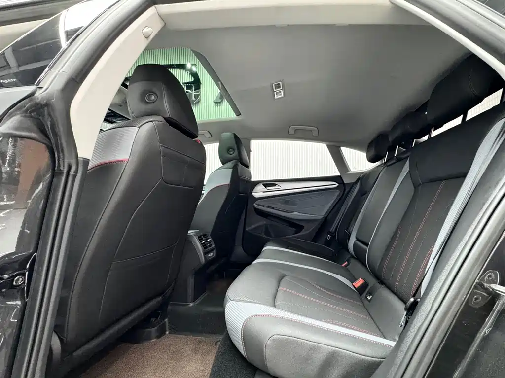 Volkswagen Lamando — миниатюра 10