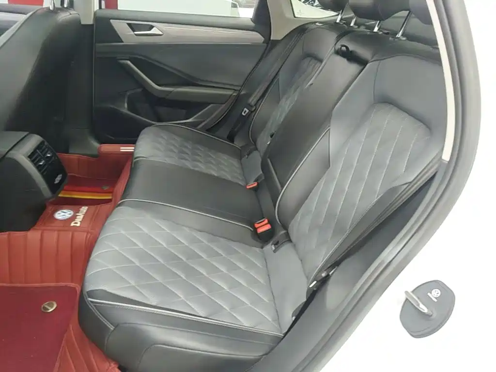 Volkswagen Sagitar — миниатюра 17