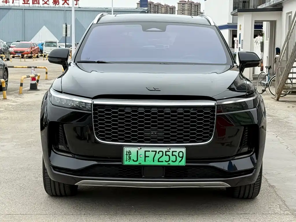 Li Auto Li ONE — миниатюра 2