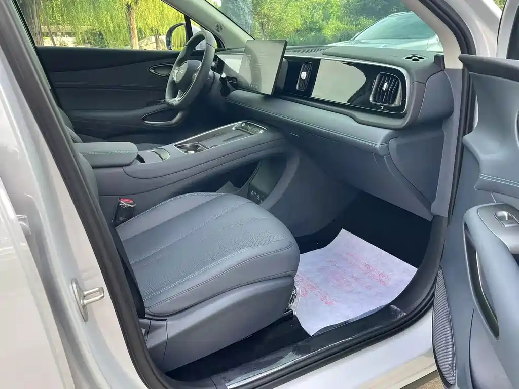 BYD Sealion 05 DM-i — миниатюра 10